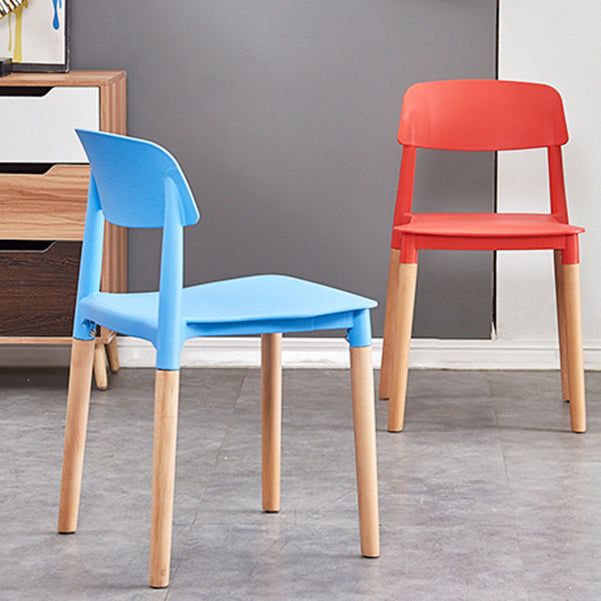 Contemporary Dining Side Chair with Wooden Legs and Plastic Back