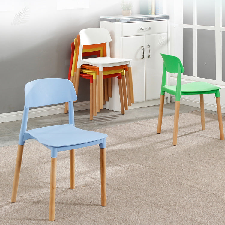 Contemporary Dining Side Chair with Wooden Legs and Plastic Back