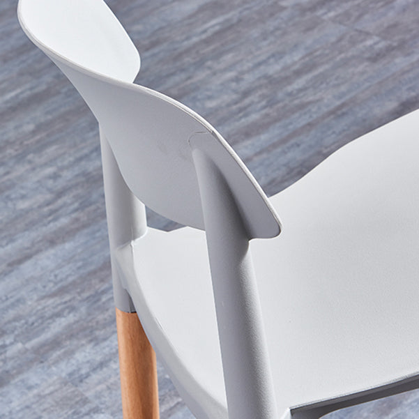 Contemporary Dining Side Chair with Wooden Legs and Plastic Back