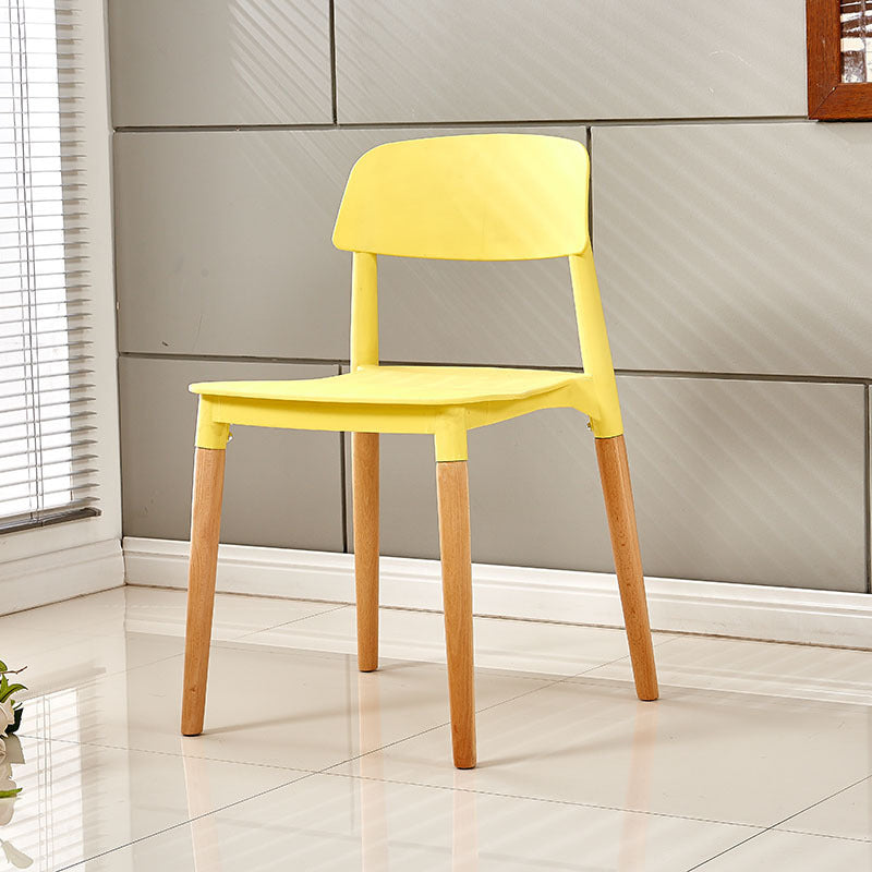 Contemporary Dining Side Chair with Wooden Legs and Plastic Back