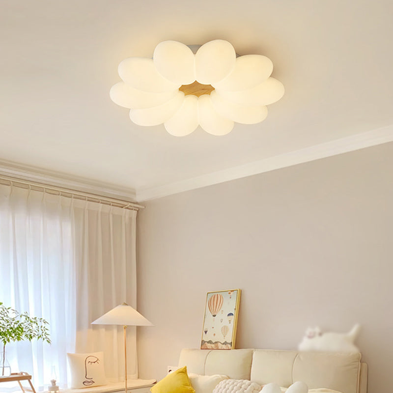 Flower Shape Flush Chandelier Lighting Modern Flush Mount Lighting in White Finish