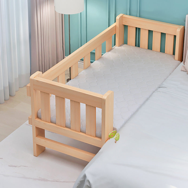 Washed Natural Wood Baby Crib Modern Nursery Crib with Guardrail