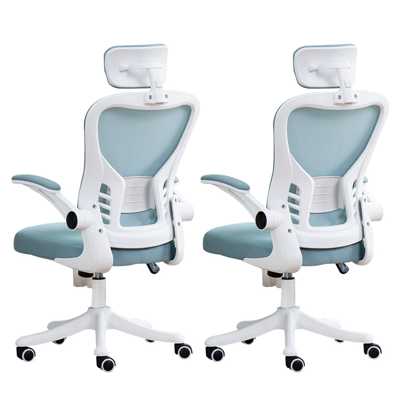 Padded Arms Office Chair Modern Tilt Mechanism Ergonomic Desk Chair with Wheels