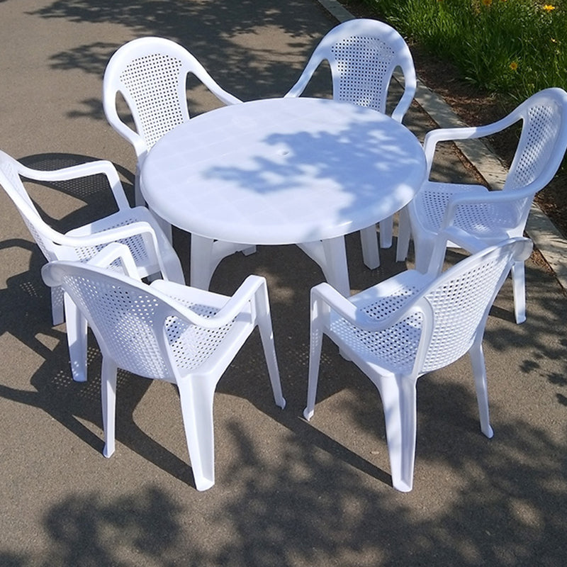 Contemporary Plastic Patio Table with Umbrella Hole Water Resistant