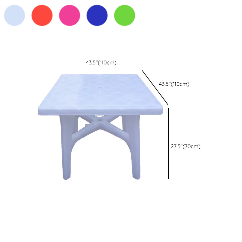 Contemporary Plastic Patio Table with Umbrella Hole Water Resistant