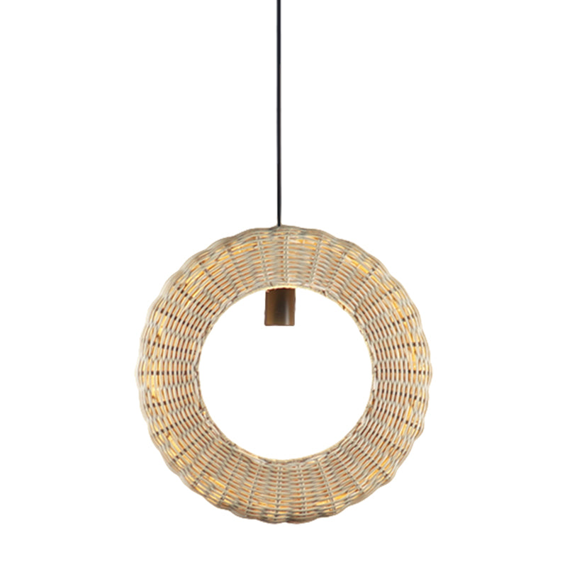 Sospensione in anello intrecciato Light Assian Rattan 1 Lampada a sospensione leggera in legno