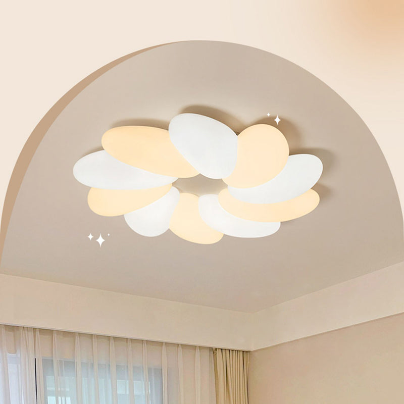 Modernism Acrylic Flush Mount Ceiling Light Fixture for Bedroom