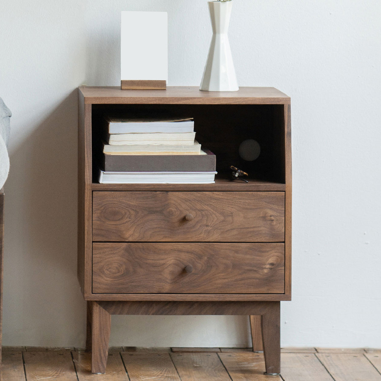 Traditional Drawers Included Accent Table Nightstand 20" Tall with Legs