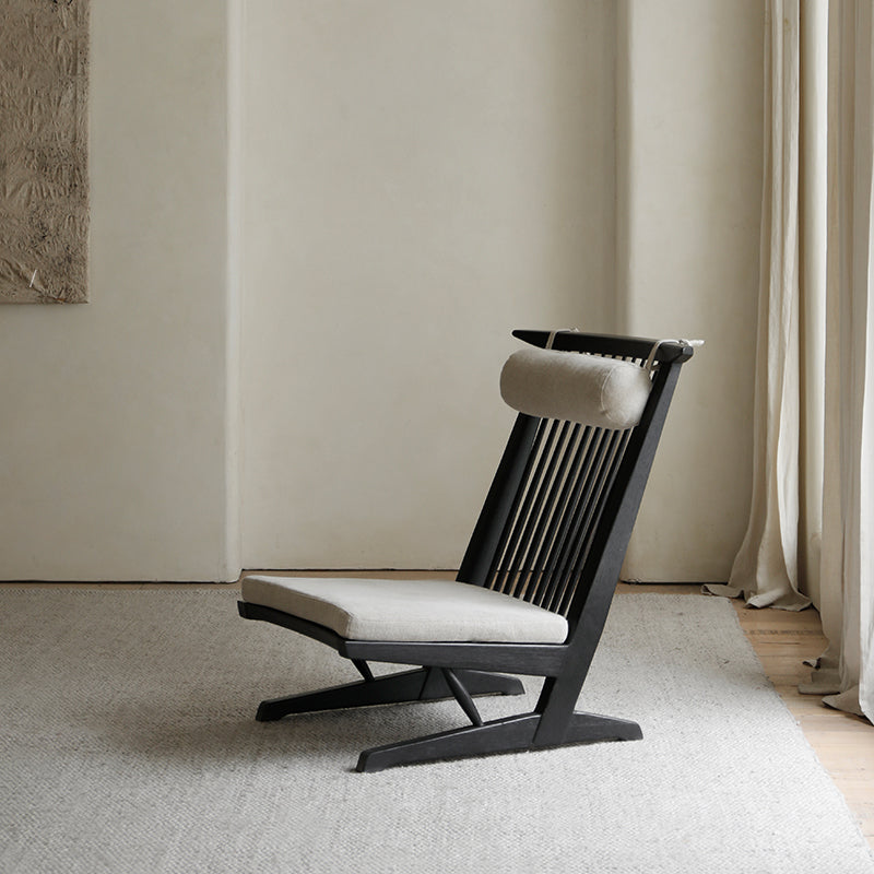 Traditional Recliner Chair in Brown/ Black Solid Wood with Removable Cushion Cover