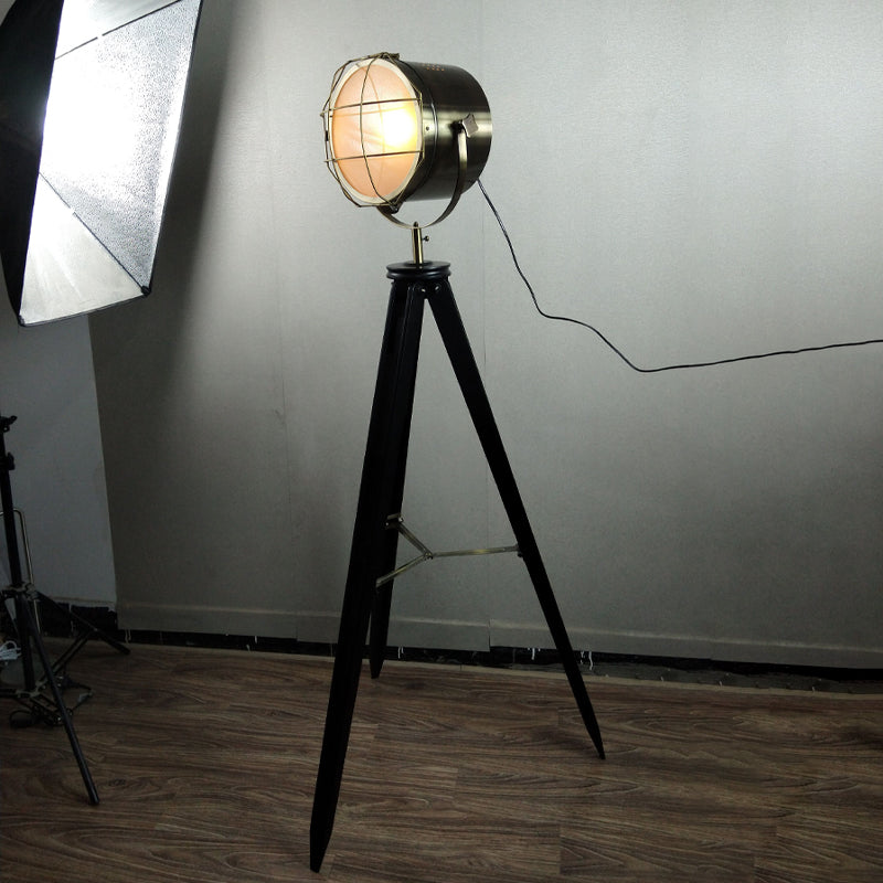 Industrial Loft Tripod Flood Spotlight 1 Light Metal and Wood Standing Floor Lamp in Black/White for Studio