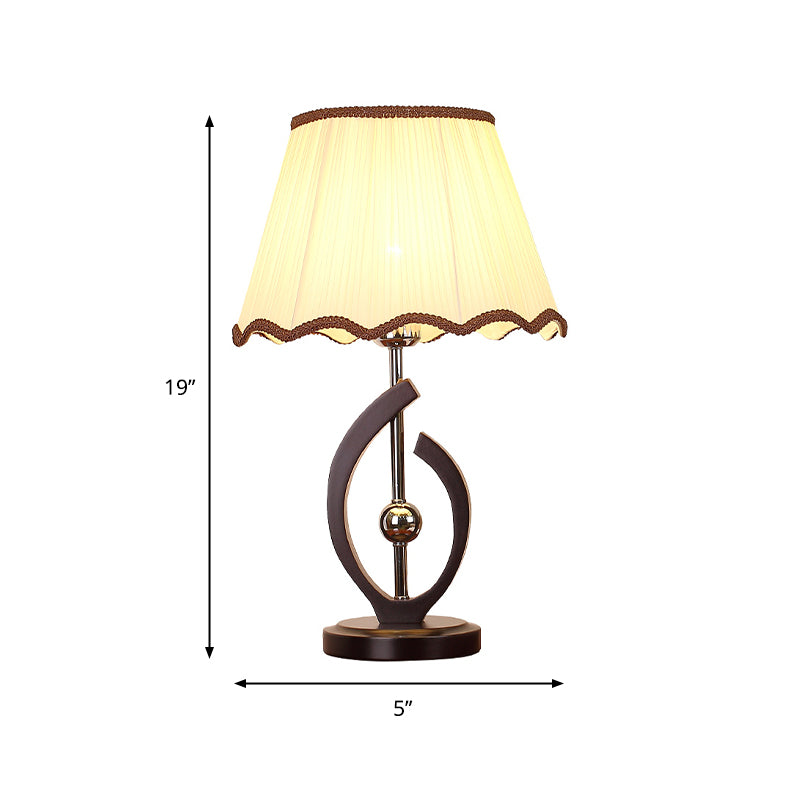 Single Bulb Nightstand Lamp Traditional Scalloped Edge Taper Pleated Fabric Table Light in Beige with Curved Line Base