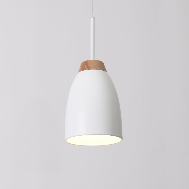 Bell Drop Pender Light Milbal Minimal 1 Bulbe blanc / noir et bois suspendu le plafond sur table