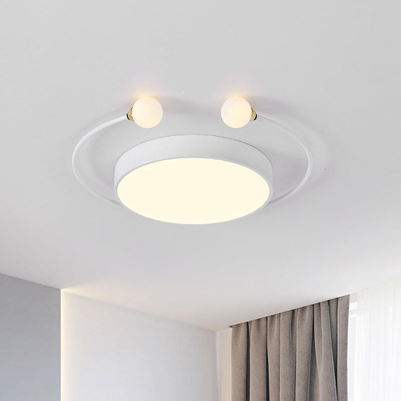 Krabbendesign Flush Mount Lighting Nordic Creative Eisen Schlafzimmer LED -Deckenelement in Grau/Weiß/Grün