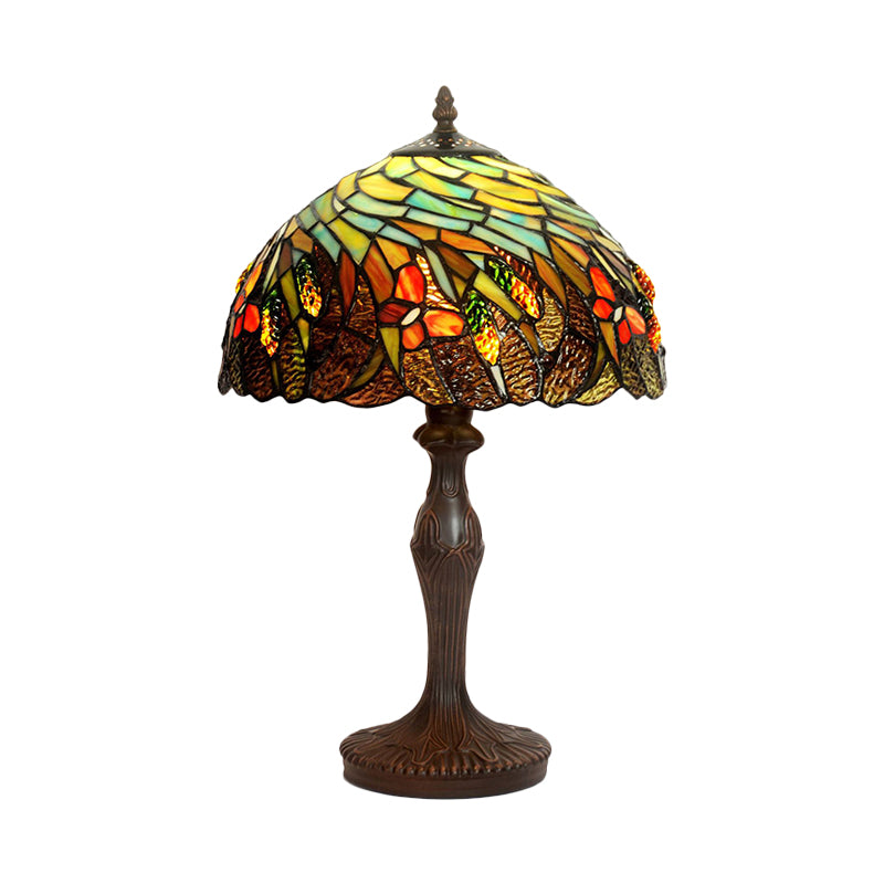 Hand Cut Glass Coffee Night Light Spiral Pattern 1 Head Tiffany Table Lighting with Scallop-Trim