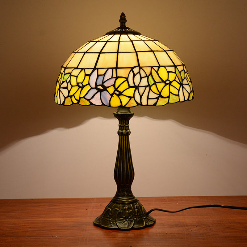 Bronze Gridded Bowl Shade Night Lamp Tiffany 1 Bulb Cut Glass Table Lighting with Flower-Border