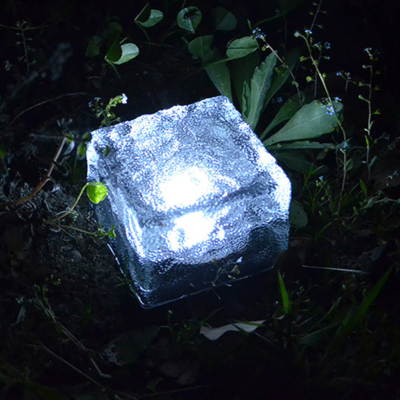 Ice Block Solar Buried Lamp Modern Clear Textured Glass LED Outdoor Ground Light in White/Yellow/Blue Light