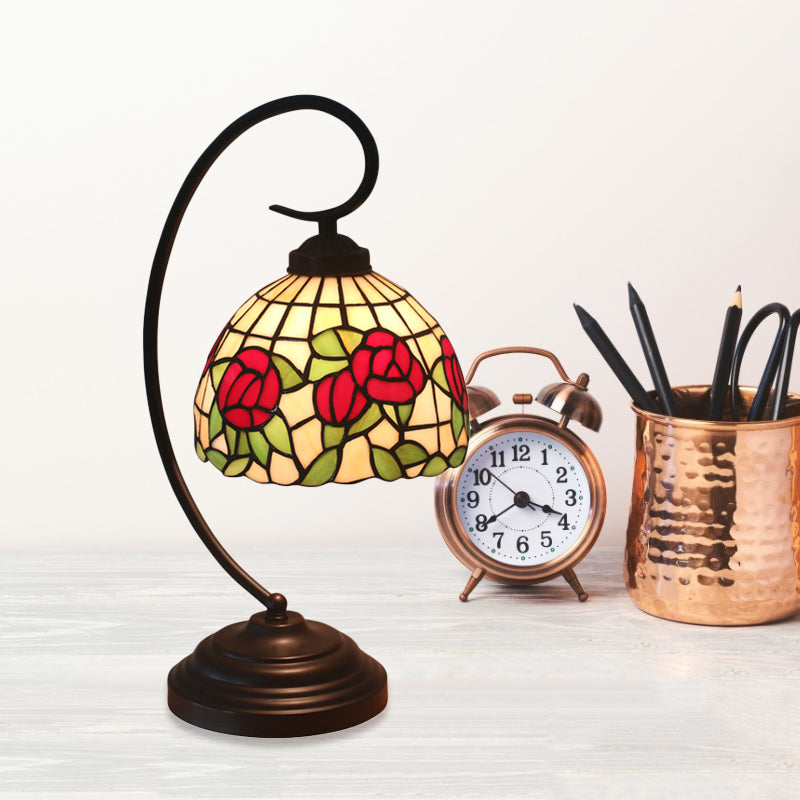 1-bulb koepelvaart tafellighting barokke rood/roze/bruin gesneden glazen roos/tulpen patroon nachtkastje lamp met ronde arm