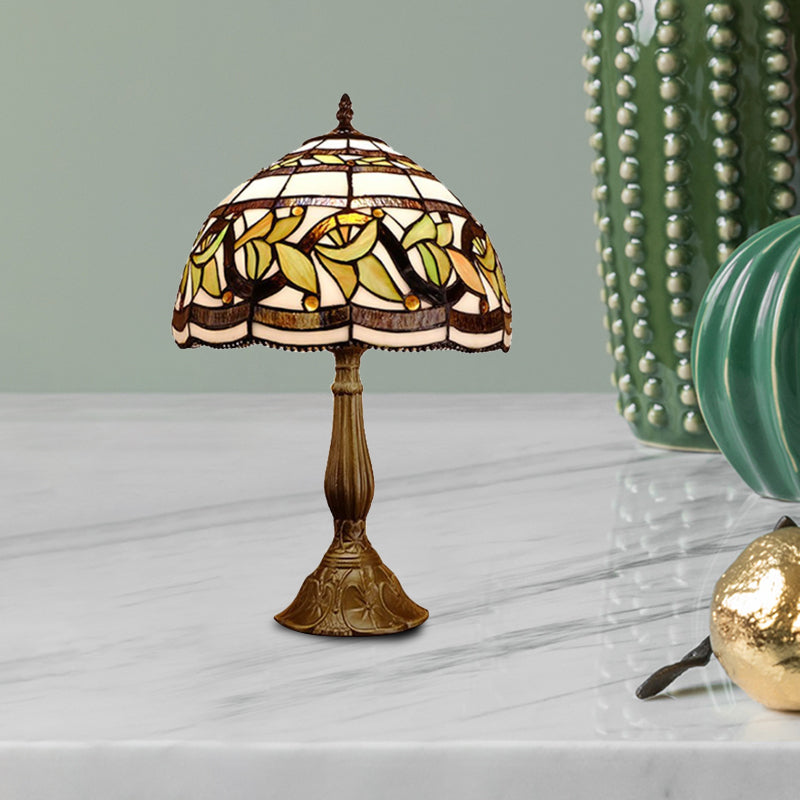 1 Head Dome Table Lamp Baroque Style Yellow/Green/Orange Stained Glass Nightstand Lamp with Leaf/Flower Pattern