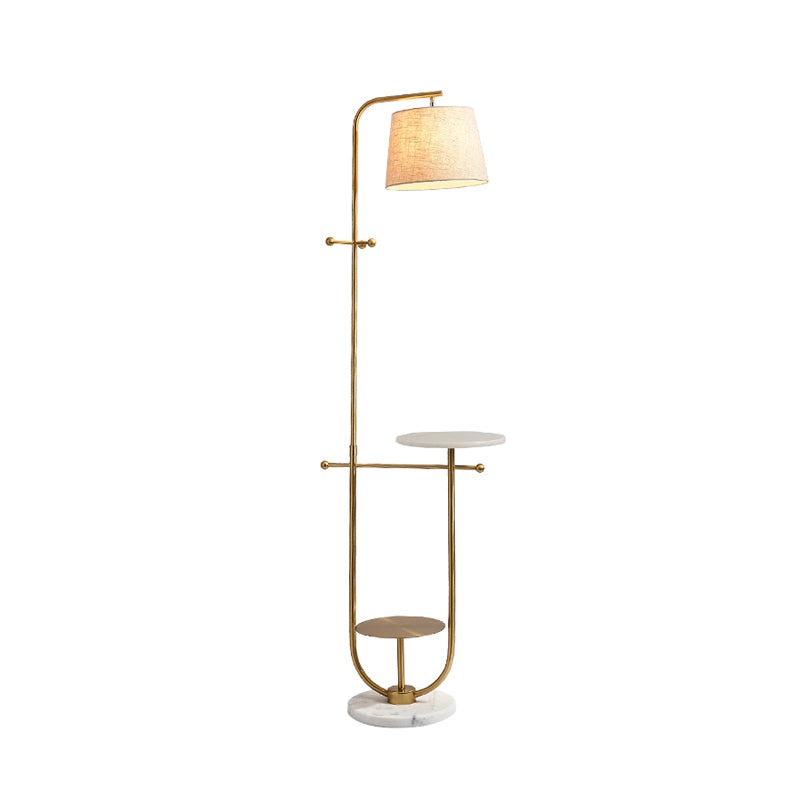 Gebogener Arm stehende Tisch Licht modernistische Metall 1 Kopf Gold Finish Stoff Stofflampe