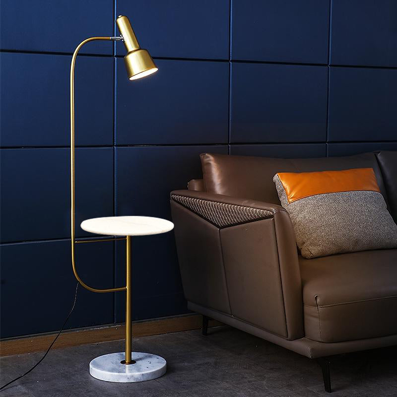 Gold Finish Röhrchen Bodenschreibtisch Beleuchtung Modernismus Single Metallic Floor Stand Lampe für Wohnzimmer