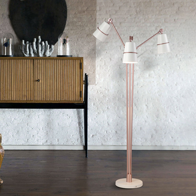 Bell woonkamer vloer lees licht metaal 3 hoofden modernistische boom opstaan ​​lamp in wit/zwart