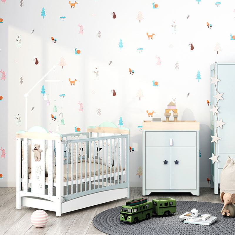 Contemporary Animal Wallpaper Roll for Children's Bedroom with Cartoon Animal Design in Pastel Color