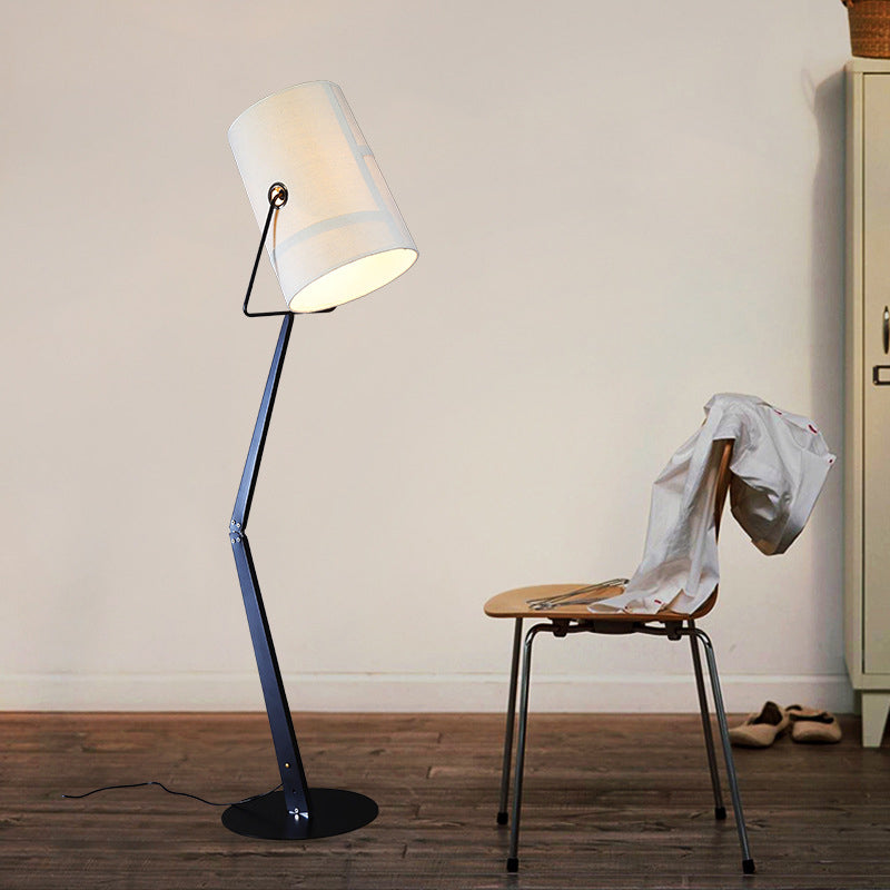 Barreau moderniste lampe debout avec un bras swing métal 1 bulbe de la salle d'étude Lumière de plancher en noir / blanc