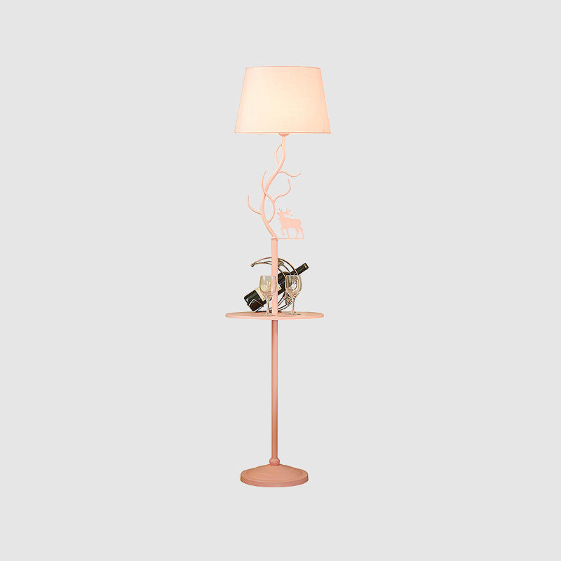 Metalen kegel herten decoratie vloerlicht met plank macaron 1 bol roze staande lamp